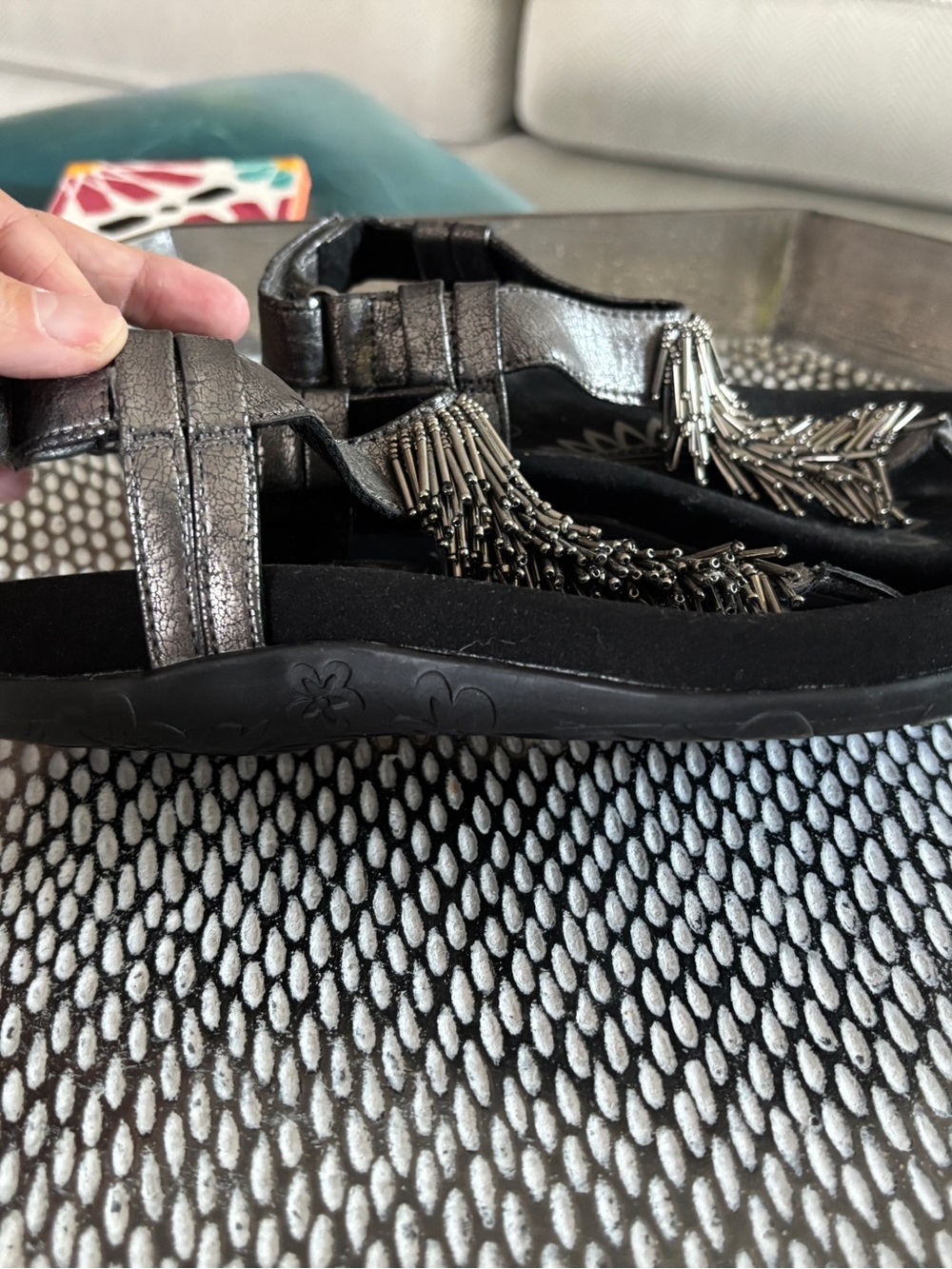 Aetrex Portia Pewter Metallic Fringe Beaded Orthotic Sandals Sz 5.5 - Picture 6 of 9